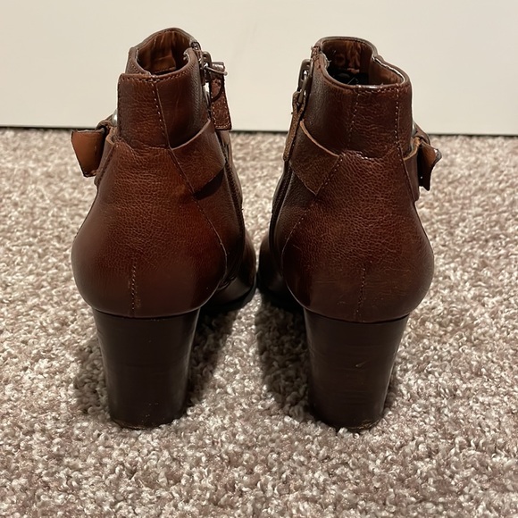 GUC Cole Haan Grand OS Hinckley Ankle Booties Block Heel in Sequoia Brown - Picture 10 of 13